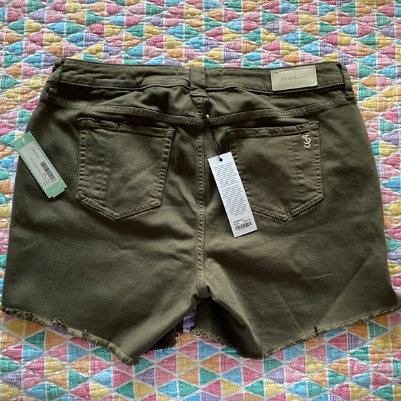 Slink Jeans fray hem shorts - Picture 2 of 3